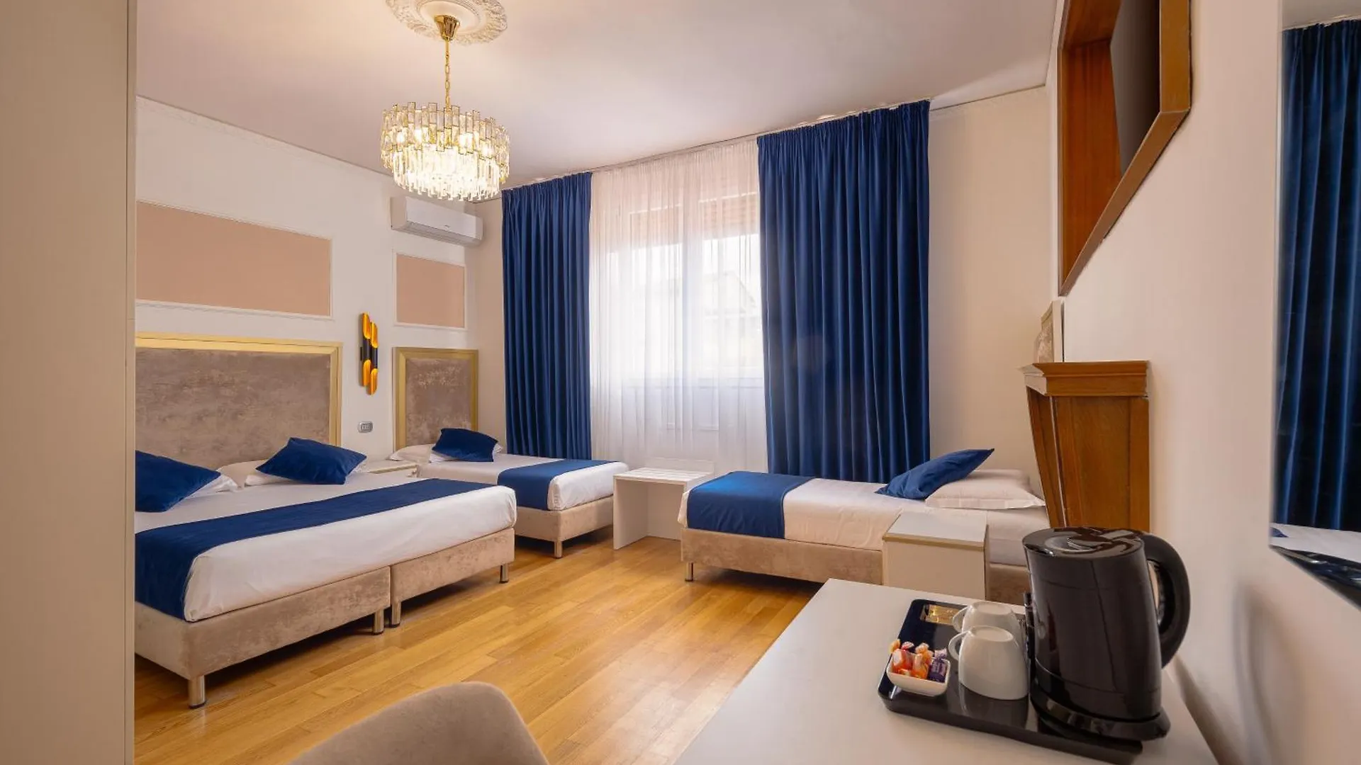 Hotel Annabella Roof Terrace Florence