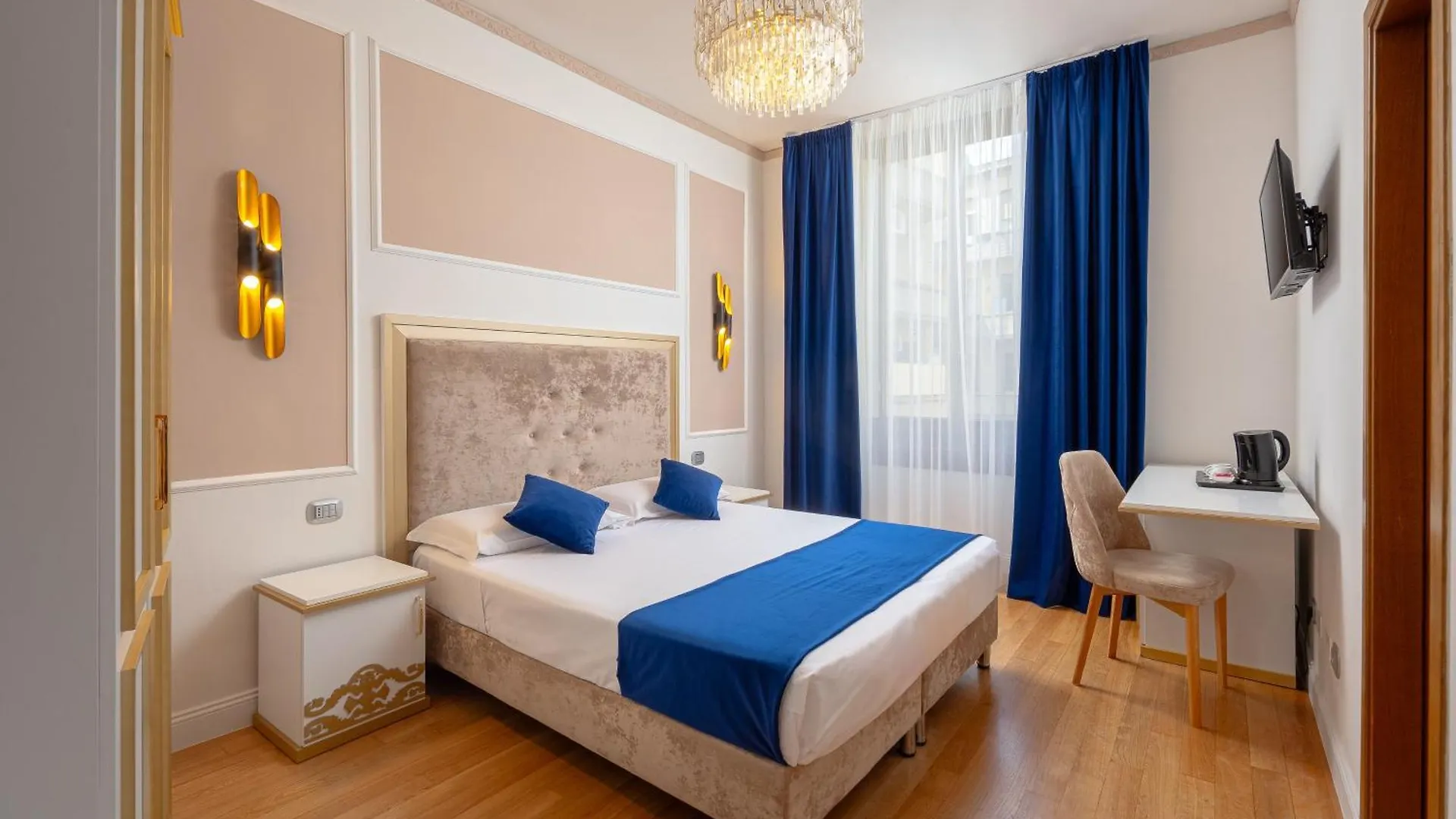 Hotel Annabella Roof Terrace Florence Italy
